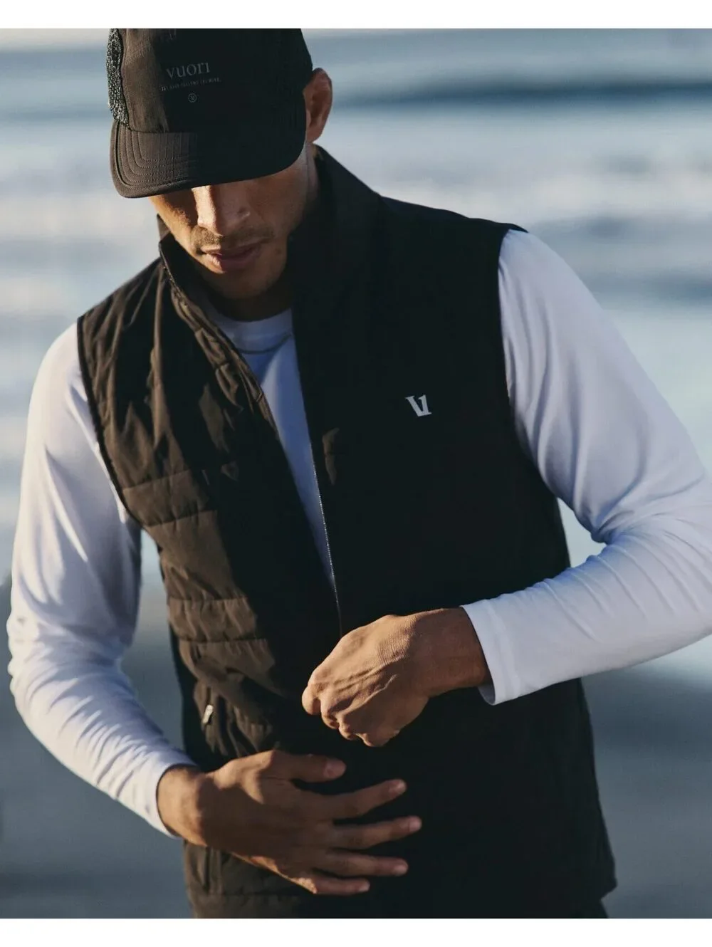Vuori Mens Sunday Insulated Hybrid Vest; Black; M;  Performance Outdoor Golf